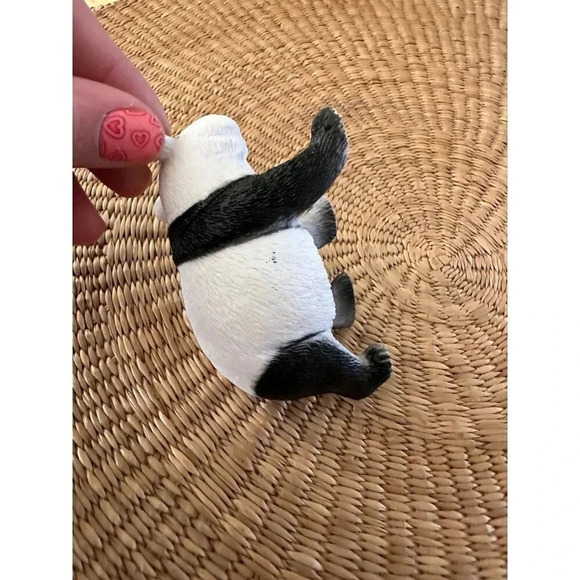 Panda Bear Plastic toy - Picture 4 of 7